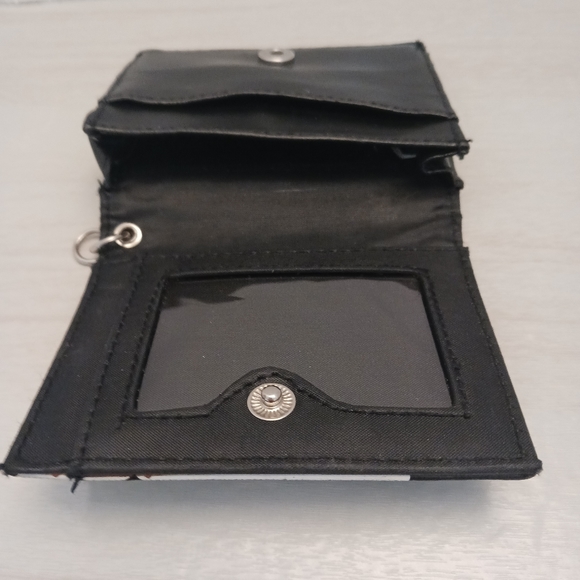 Disney Mickey Mouse Leather Black & White Wallet - Picture 5 of 9